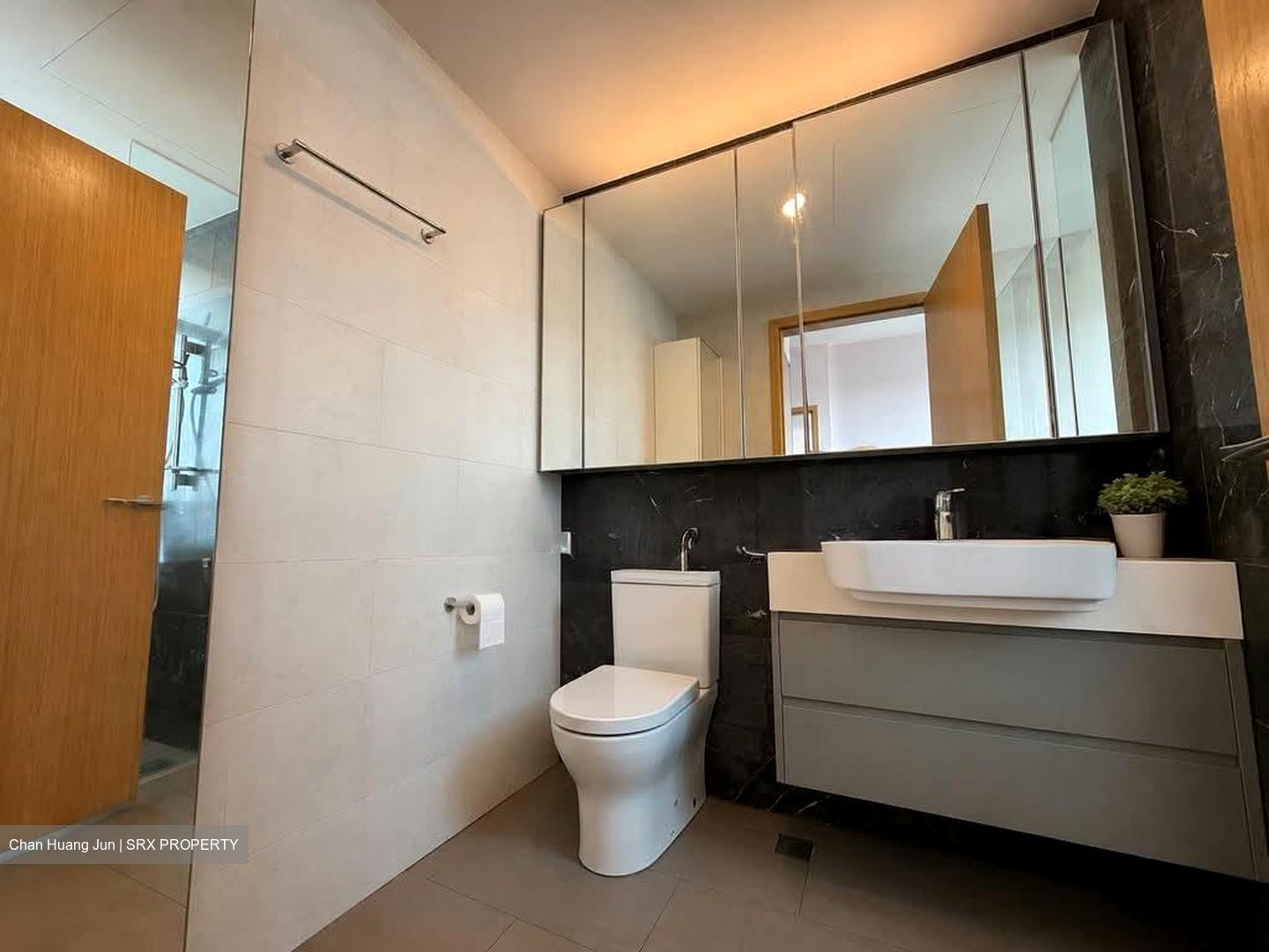 The Glades (D16), Condominium #560756941